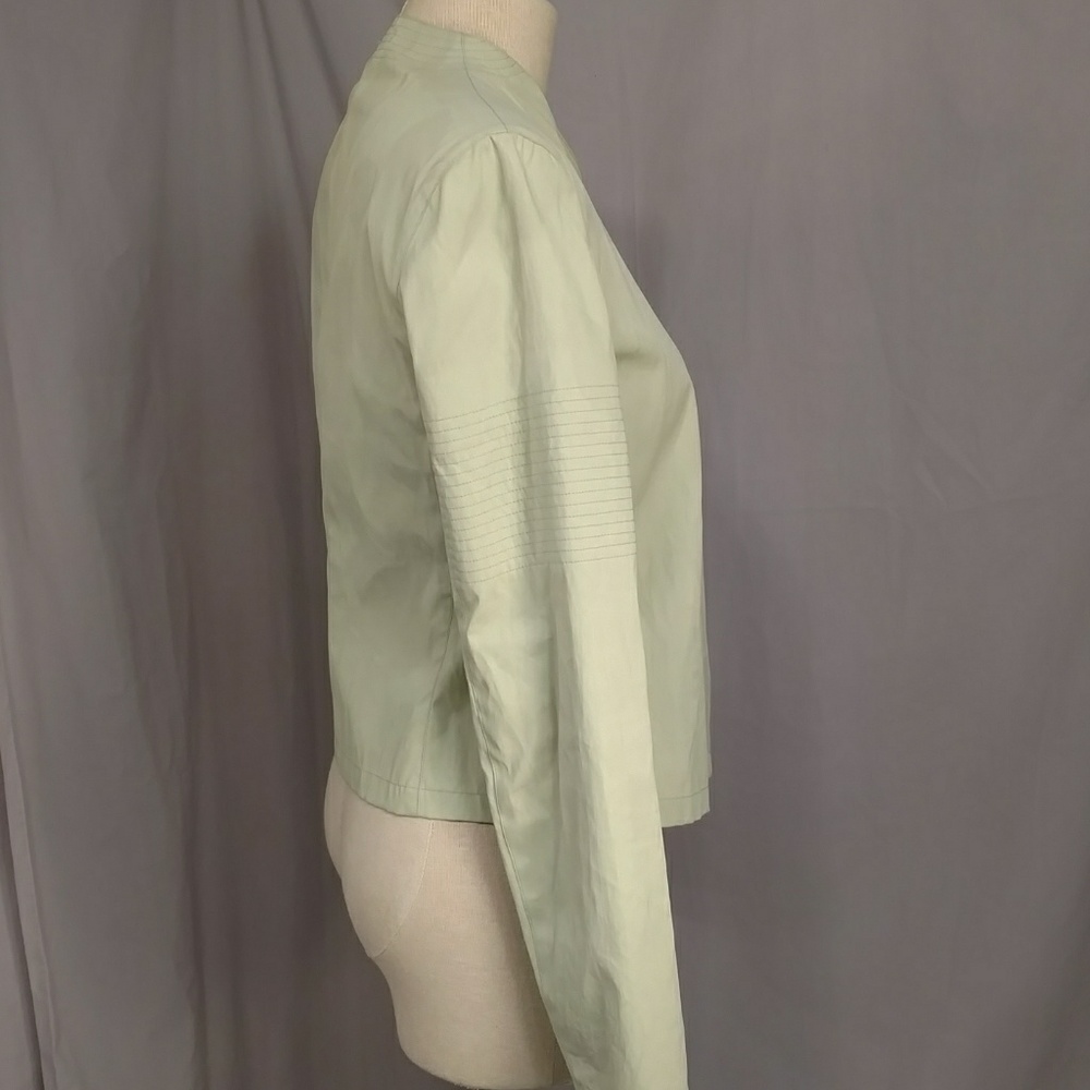Armani Spring Jacket Short Lightweight Flattering - image 3